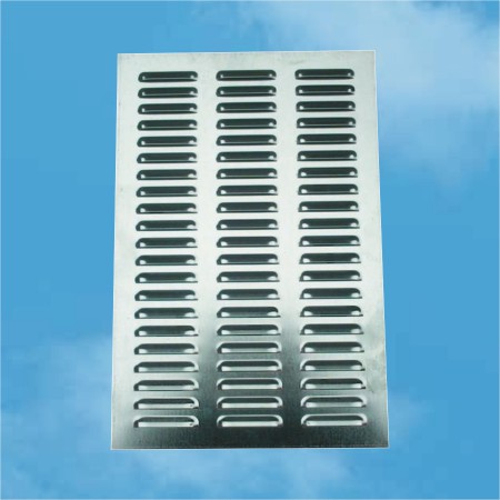 povrchová mřížka z ocelového pozinkovaného plechu rozměr 300x450 mm